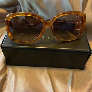 New Givenchy Sunglasses NWOT